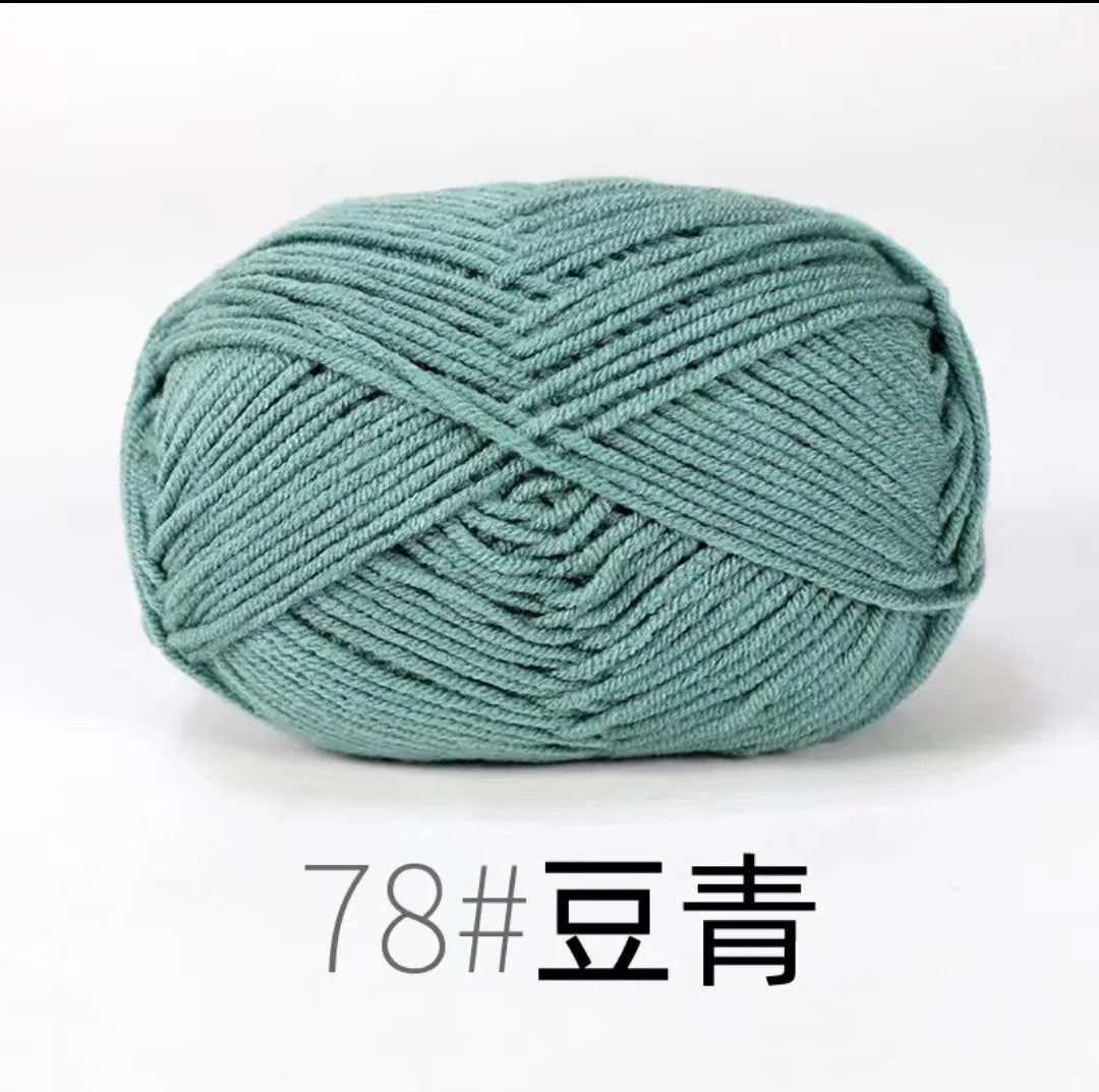 40–50g 4Ply Milk Cotton Yarn – Soft Knitting Wool for Crochet, Sweaters & Dolls